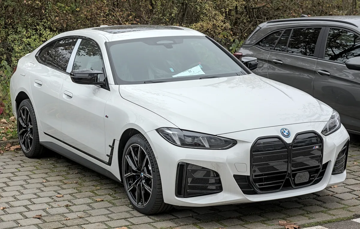 BMW i4 eDrive40
