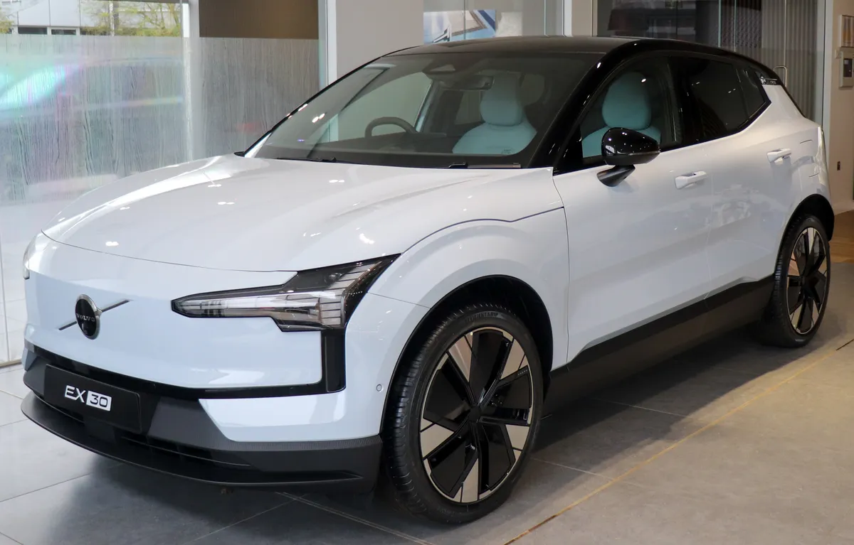 Volvo EX30
